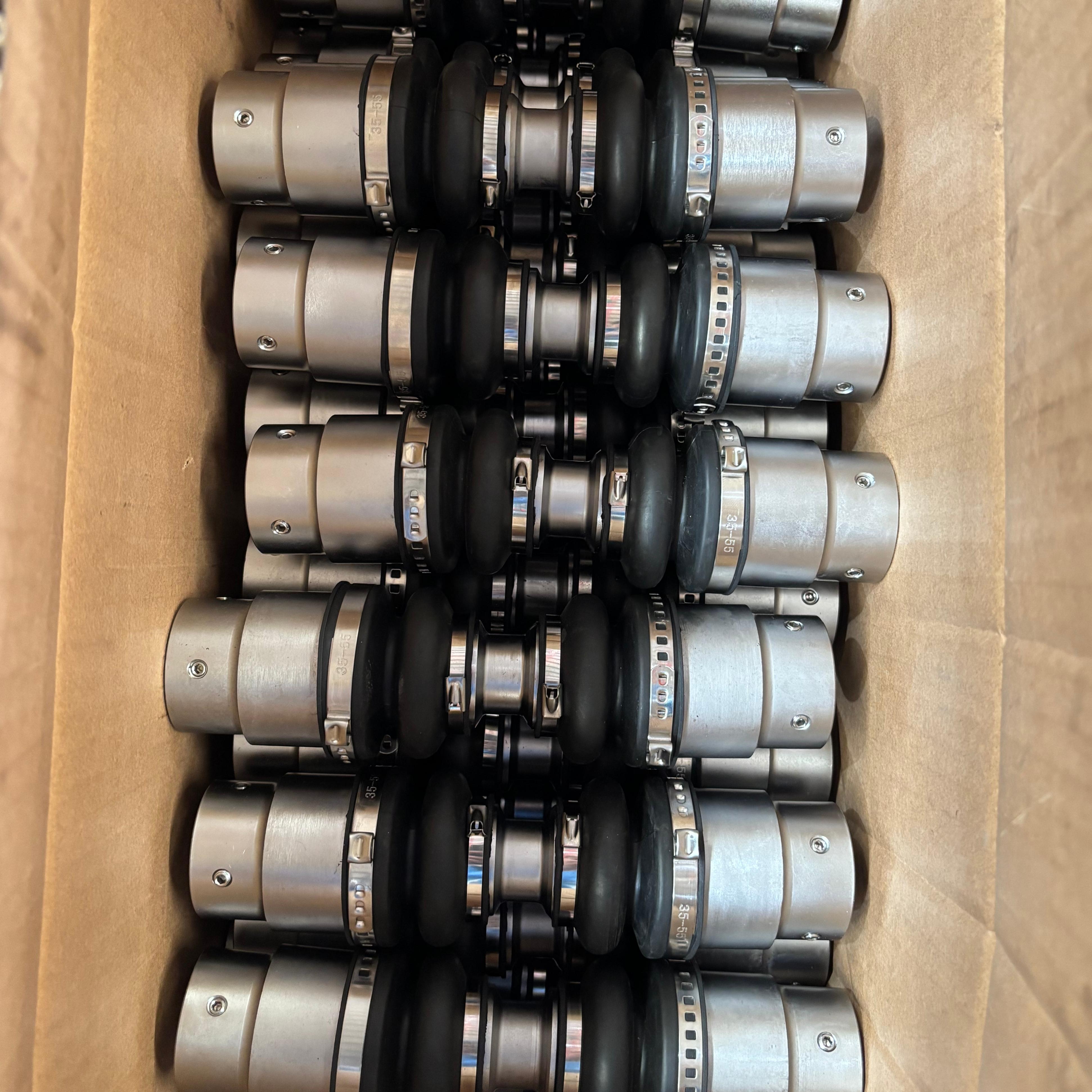 TRI-BALL JOINT Konstant Velocity Joints Egnet for hjul med hjul Små størrelse Lettvekts kompensasjon i flere retninger